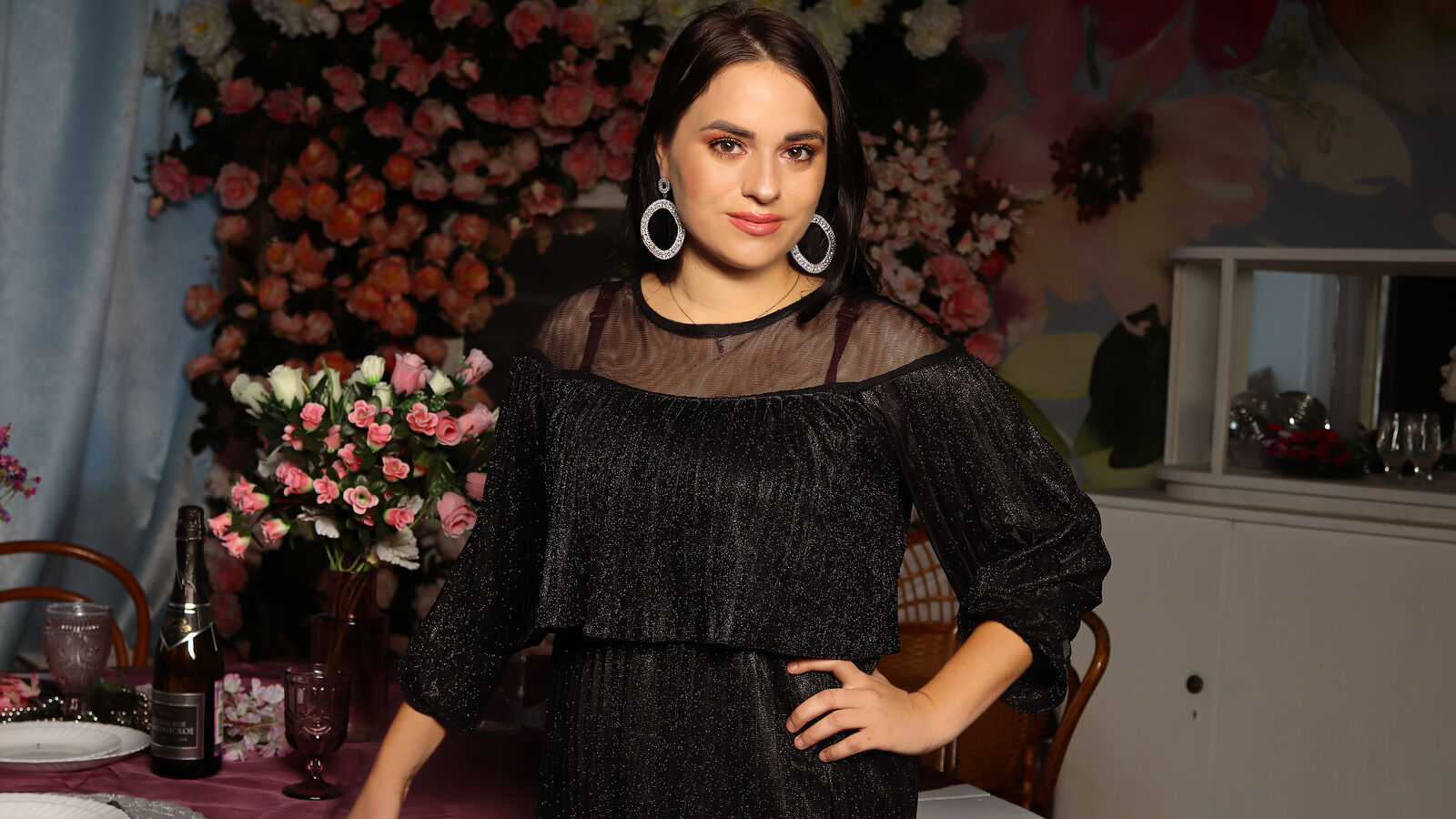 Speak with AidaKrossbrey Live