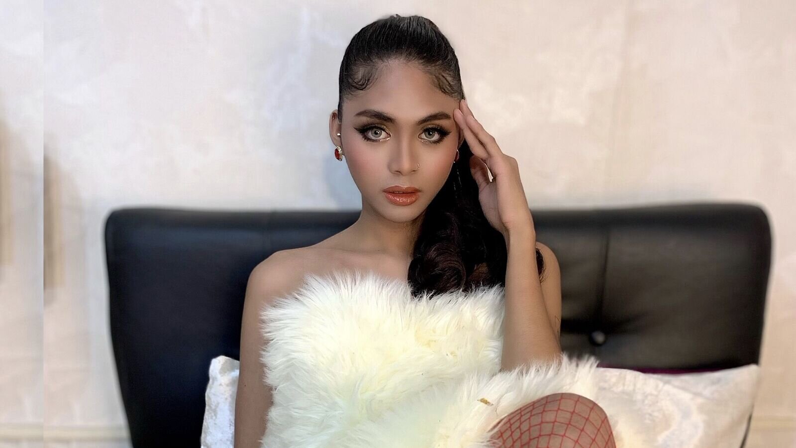 Speak with AikaFerrer Live