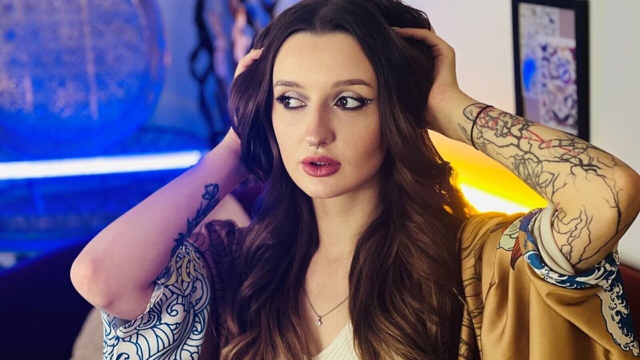 Speak with AliceLids Live