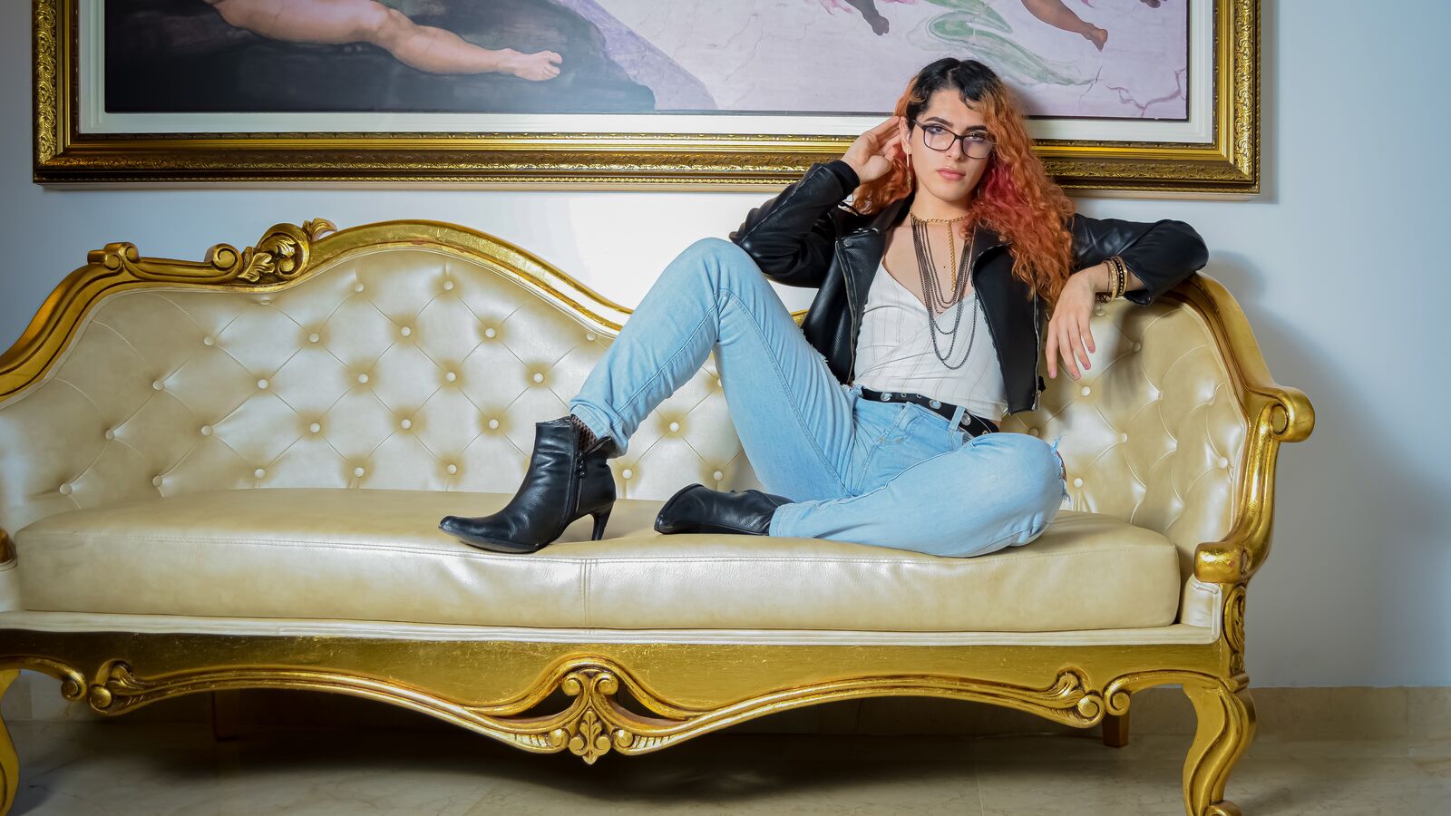 Speak with AliciaBathory Live