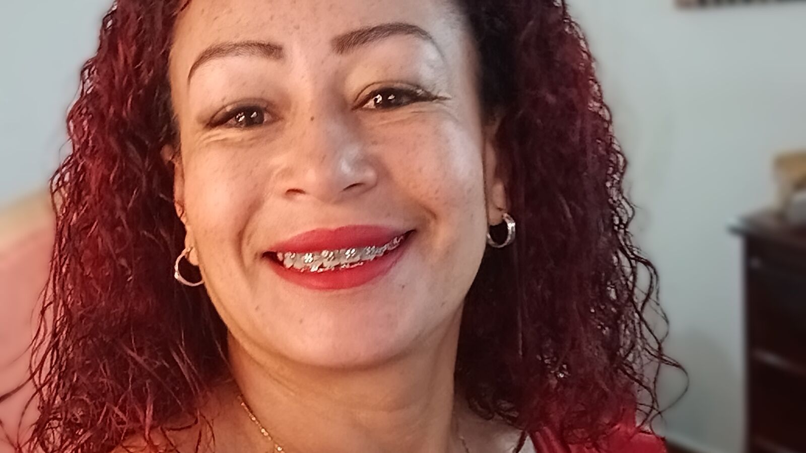 Speak with AlizSkylar Live