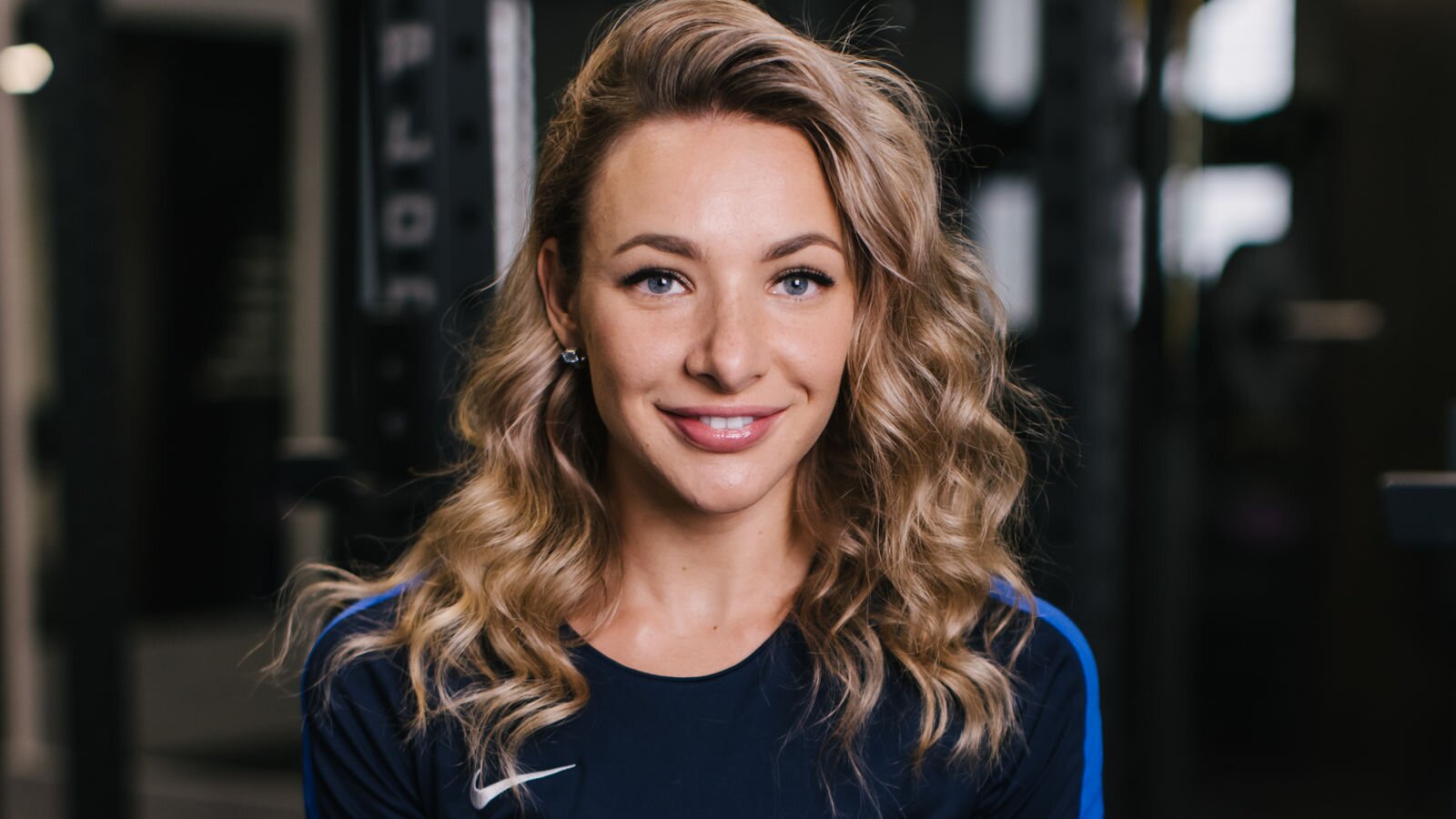 Speak with AmeliaDominik Live