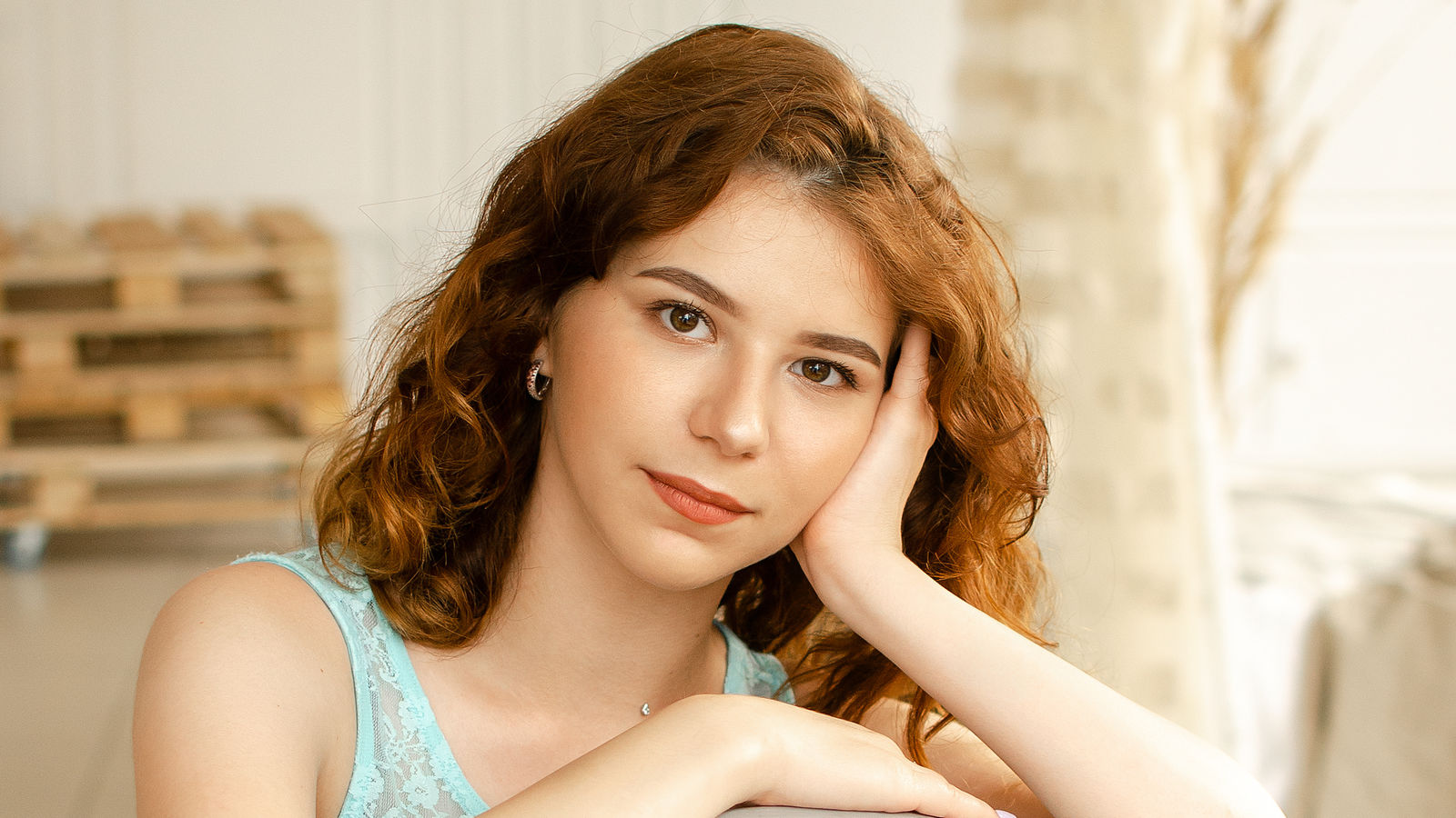 Speak with AmmyTunkan Live