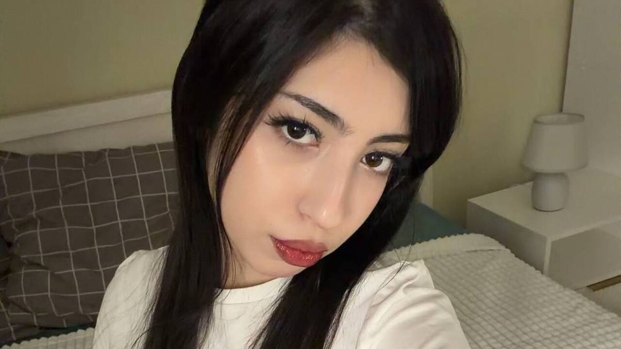 Speak with AntoninaSuh Live