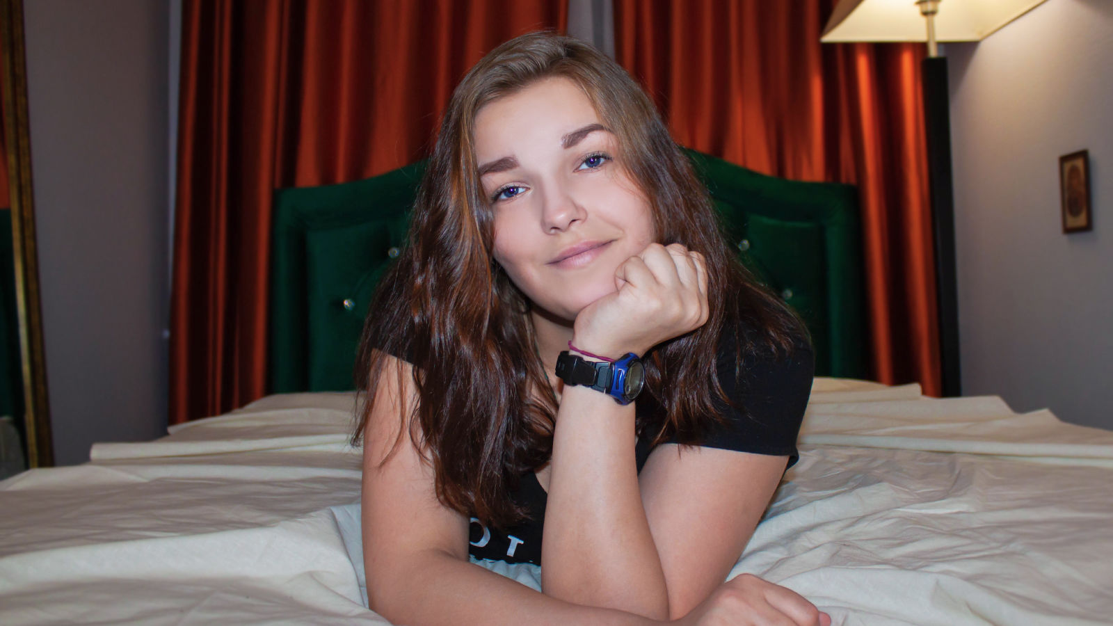 Speak with BeccaCollins Live