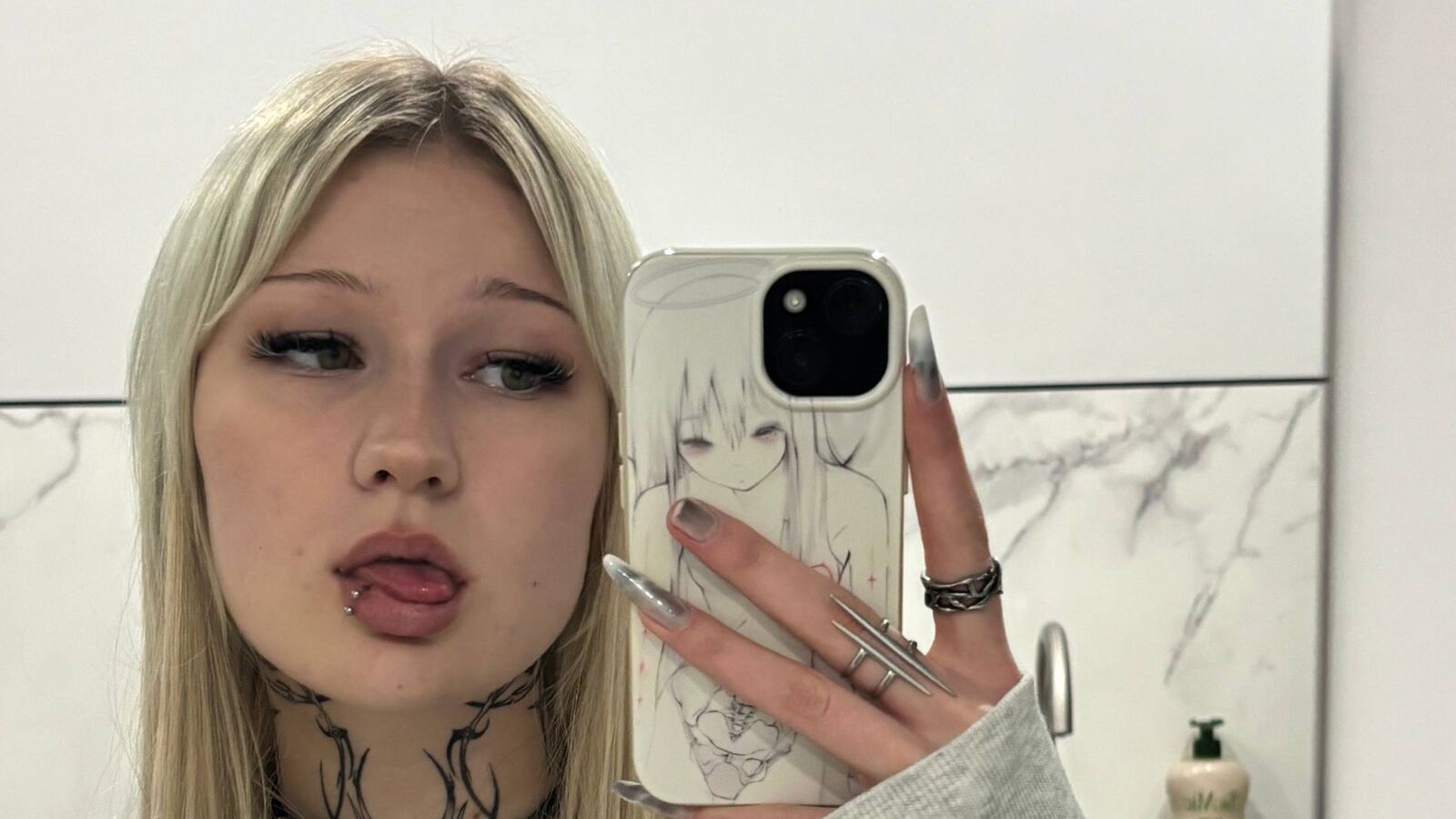 Speak with EmyYummi Live