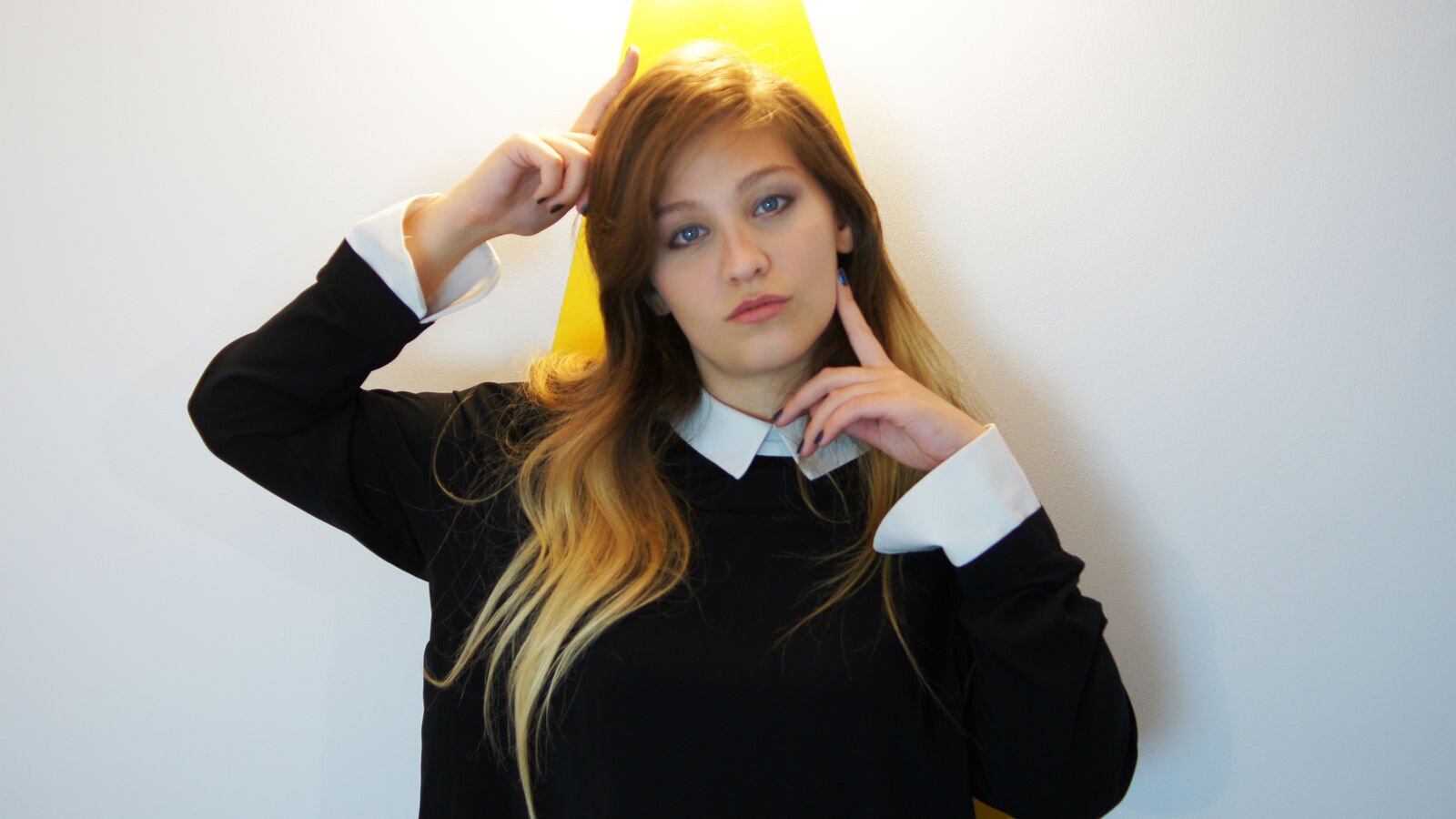 Speak with flyKENZIE Live