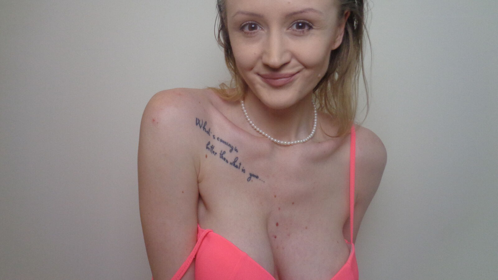 Speak with GiaDreams Live