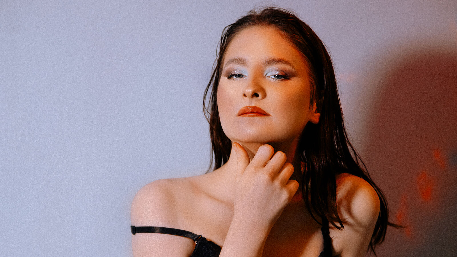 Speak with KiraClair Live