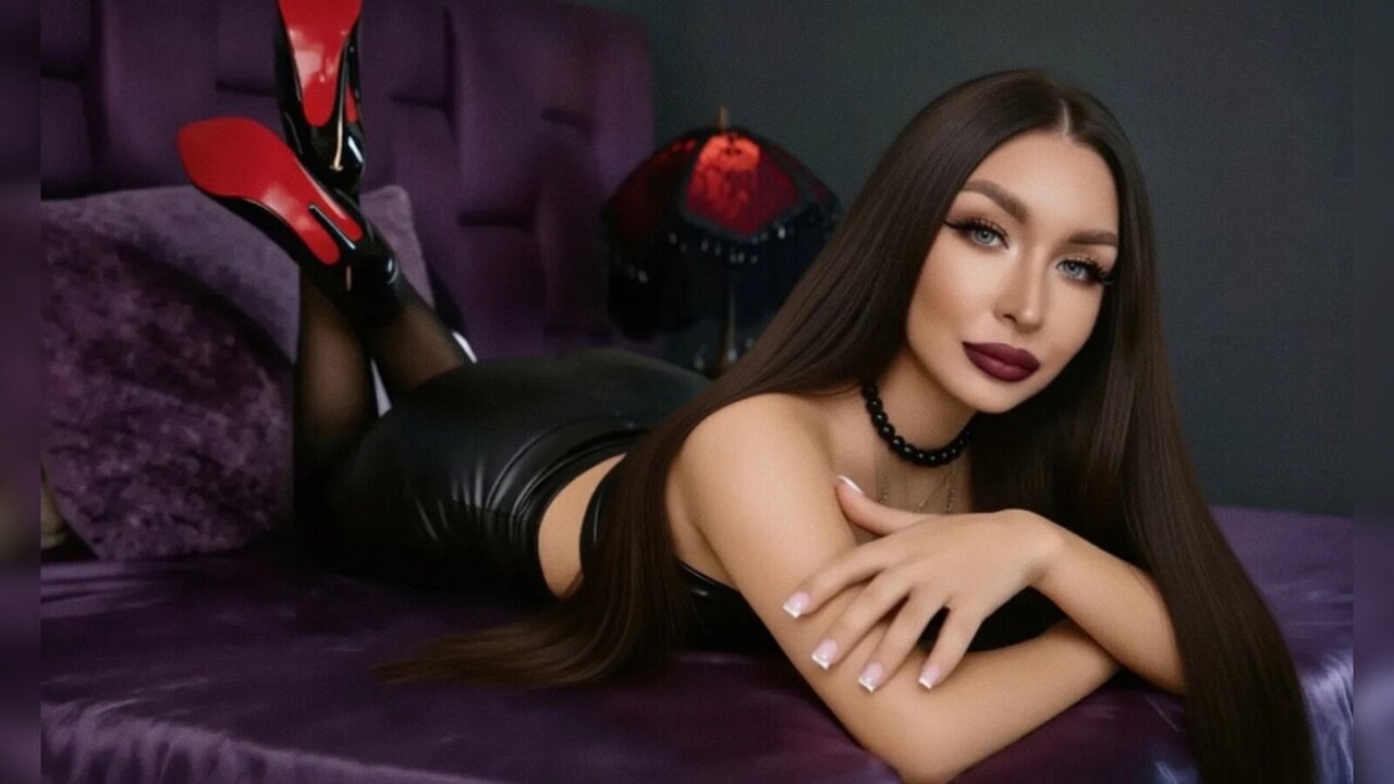 Speak with LeaLoons Live