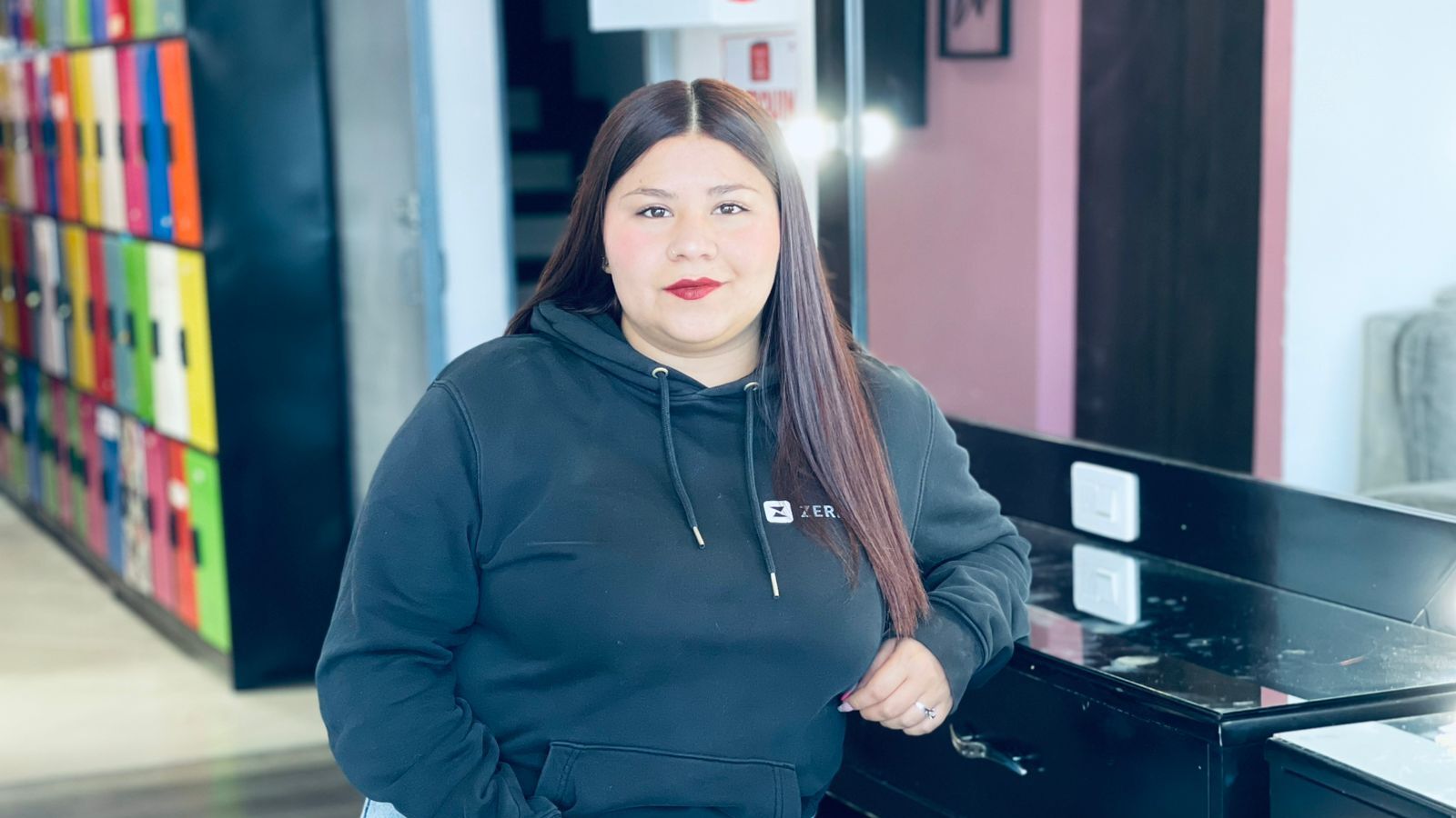 Speak with MahiaSech Live