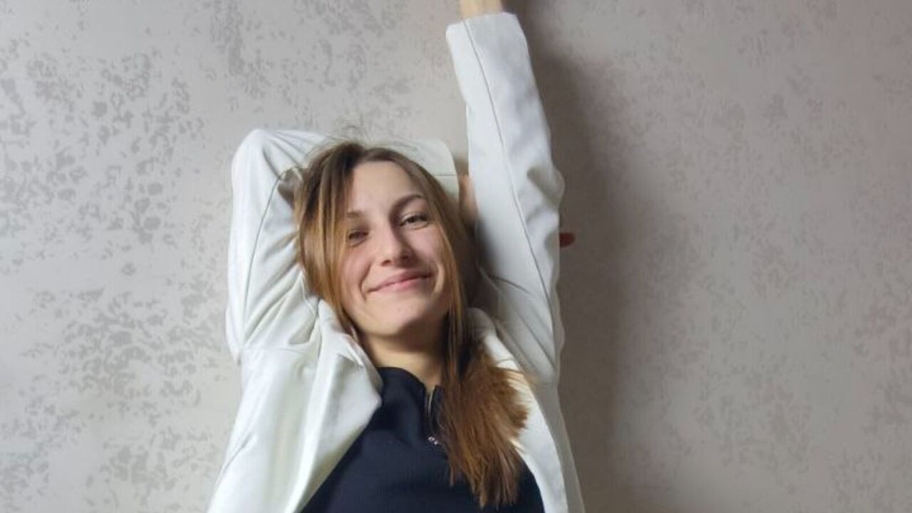 Speak with NicoleteBrown Live