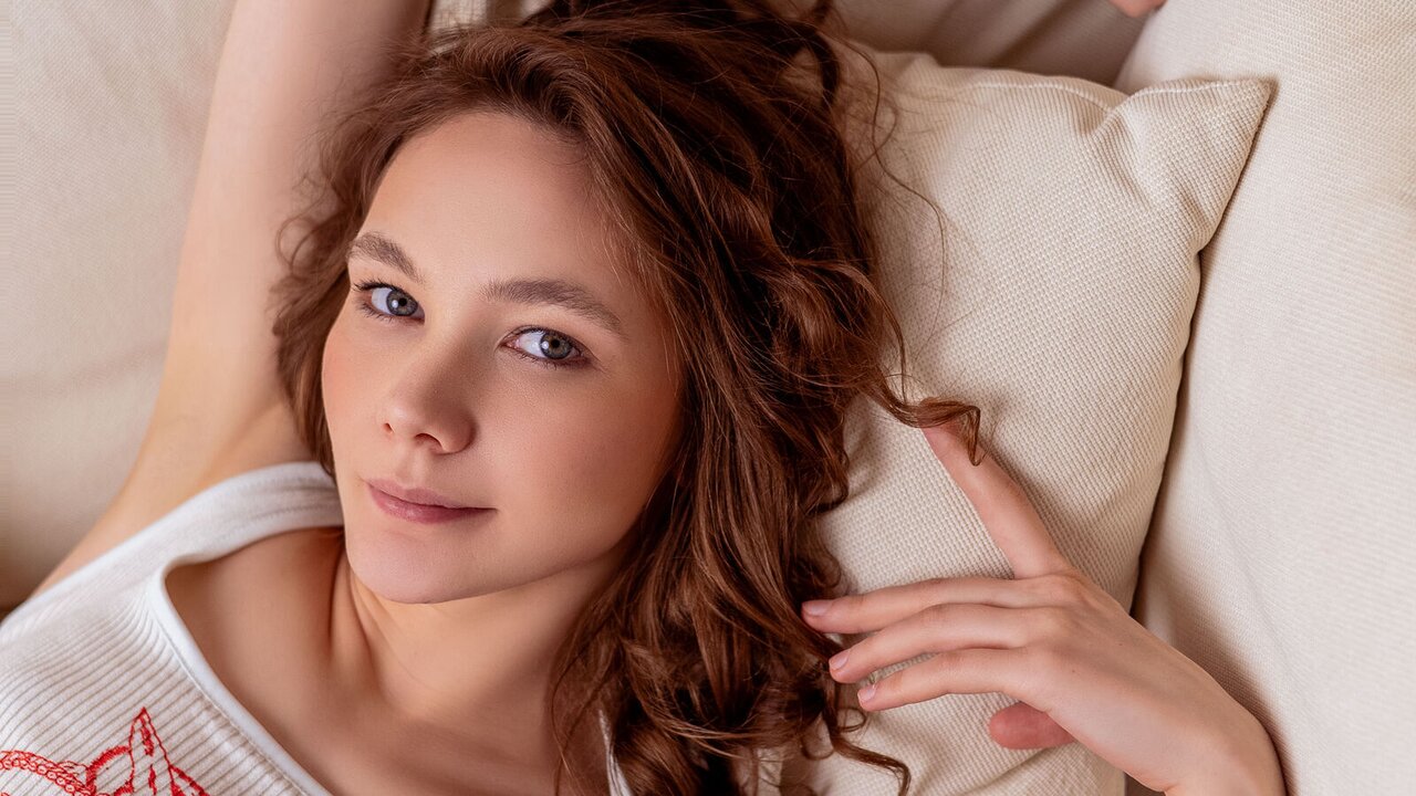 Speak with NovaEva Live