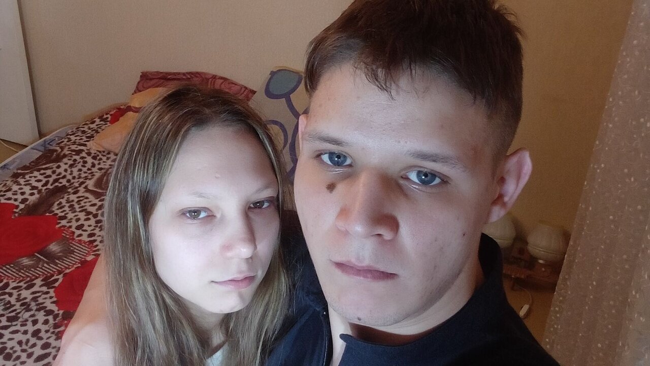 Speak with PeterLiliana Live