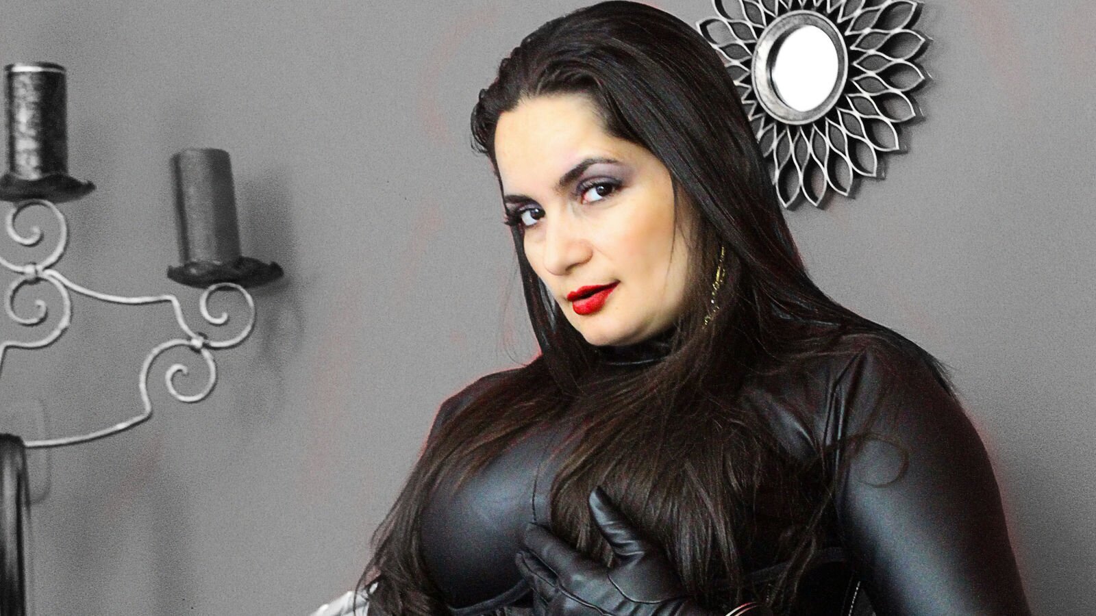 Speak with SaraOconner Live