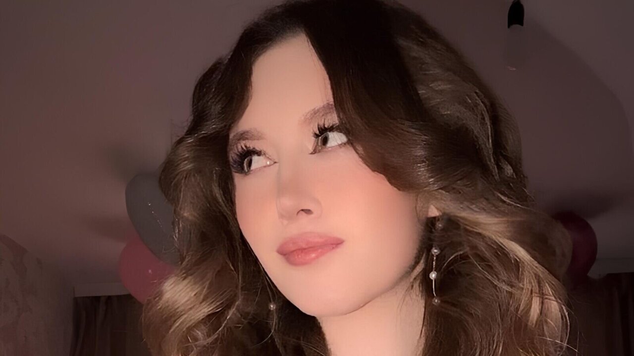 Speak with ShannanStoey Live