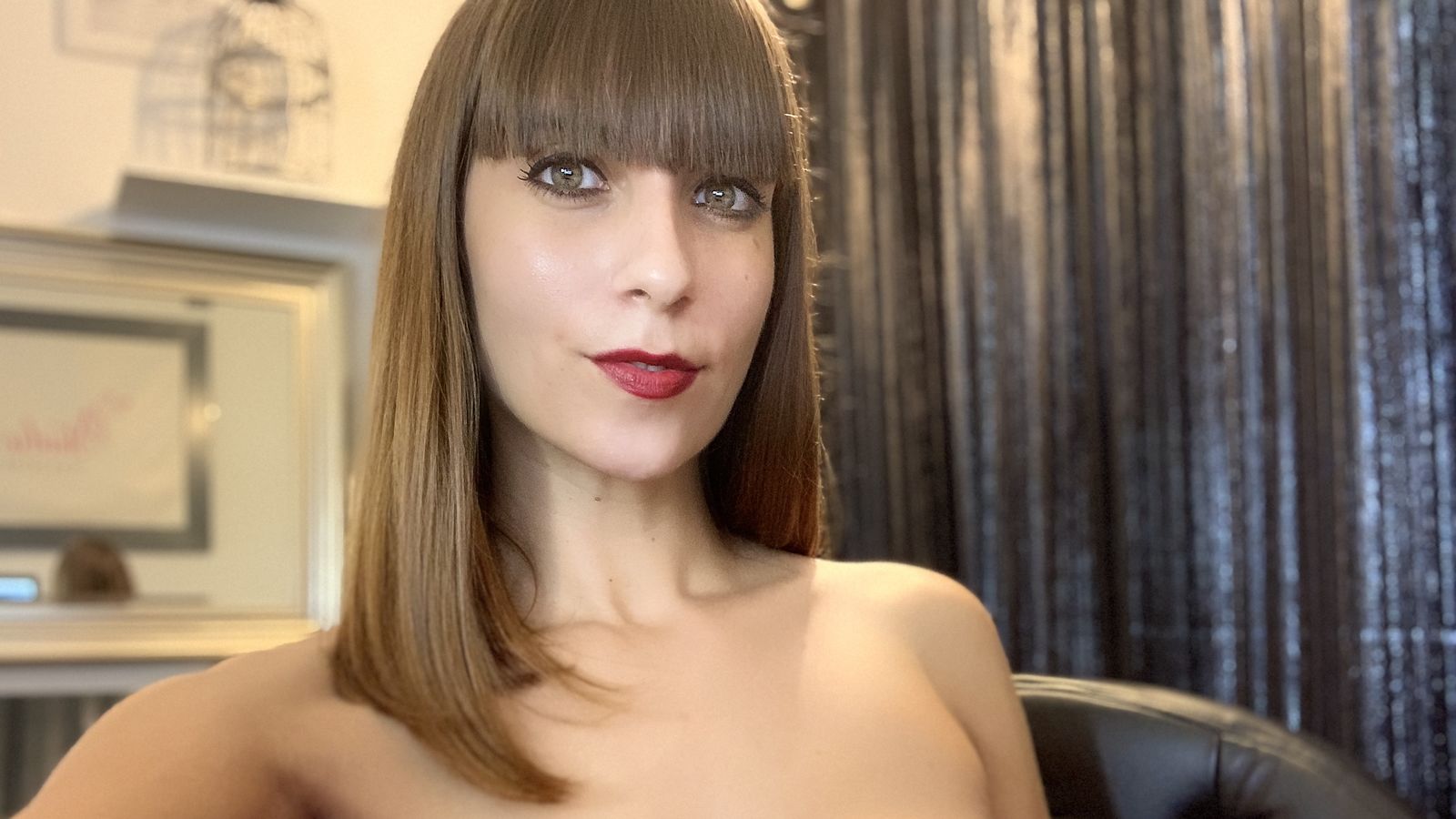 Speak with SophieKlara Live