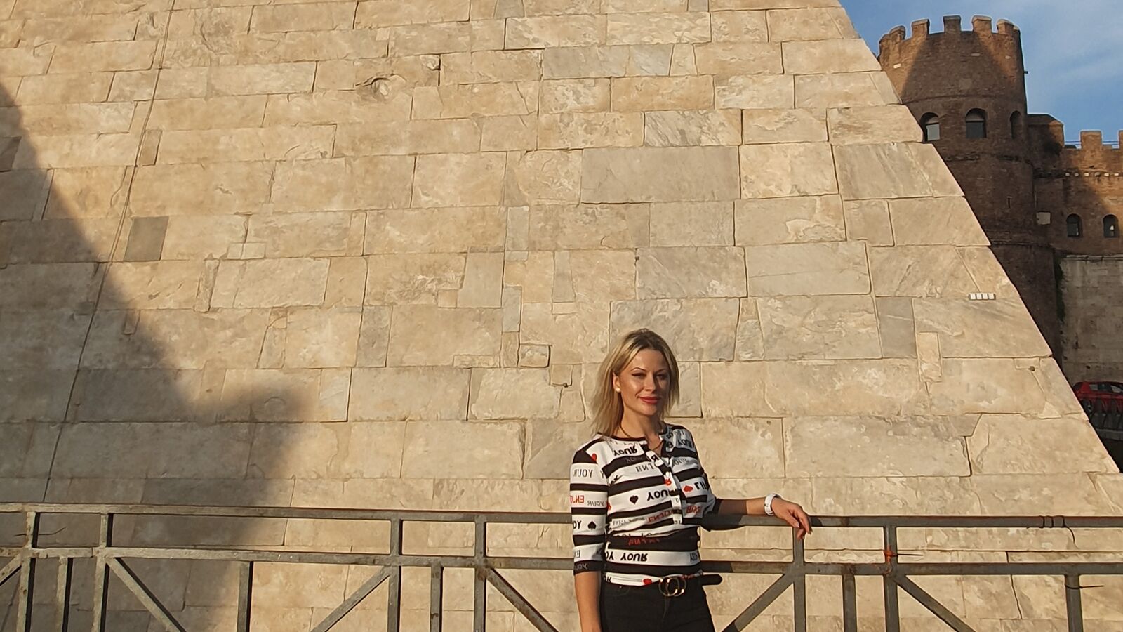 Speak with TessaMaria Live